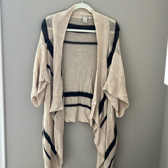 Cardigan - Picture 1 of 1